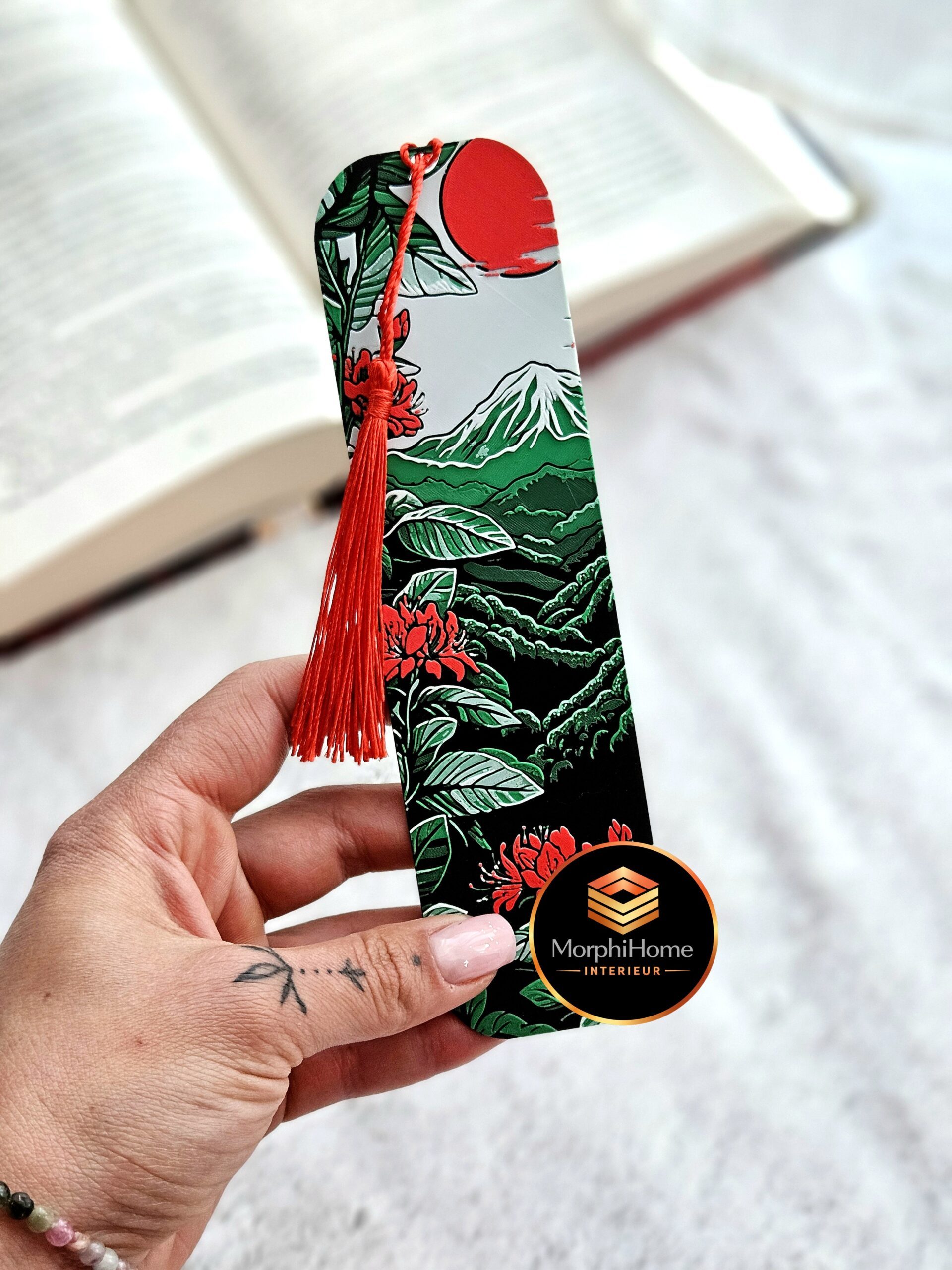 Bloesems van Fuji, boekenlegger van MorphiHome