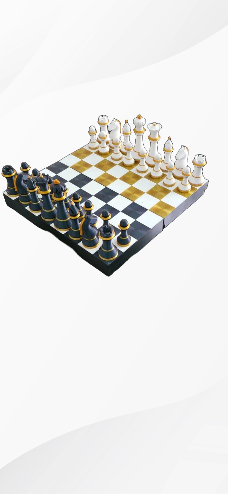 Design schaakspel met tweeëndertig stukken op het bord