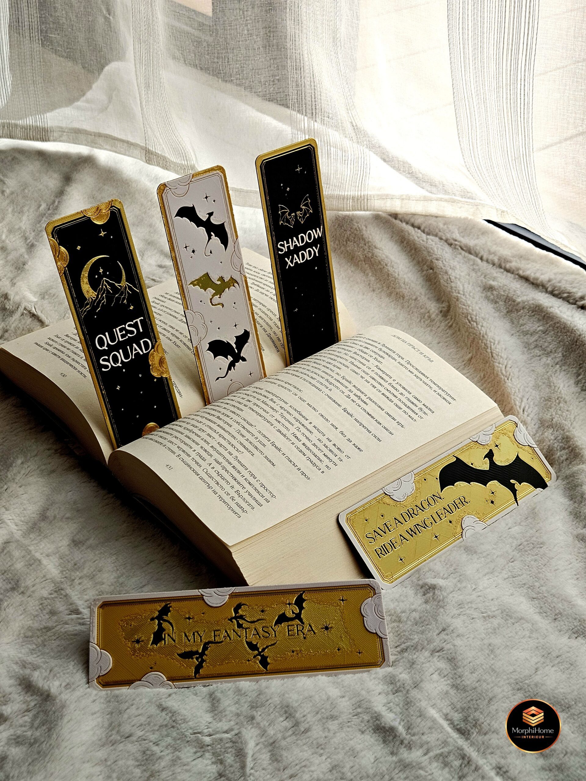 Fourth Wing - Set 2/2, boekenlegger van MorphiHome