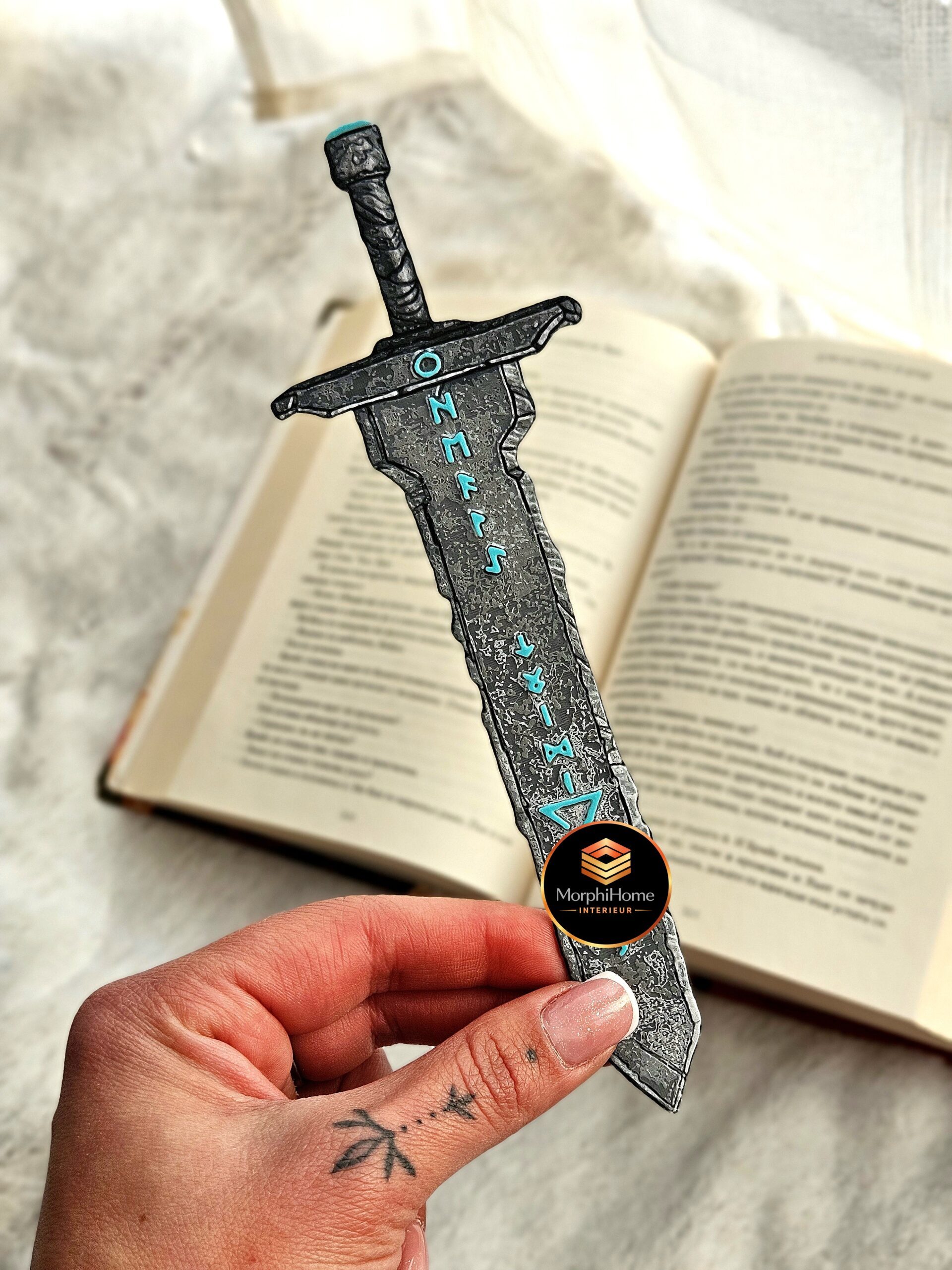Runic Blade - Viking Sword, boekenlegger van MorphiHome