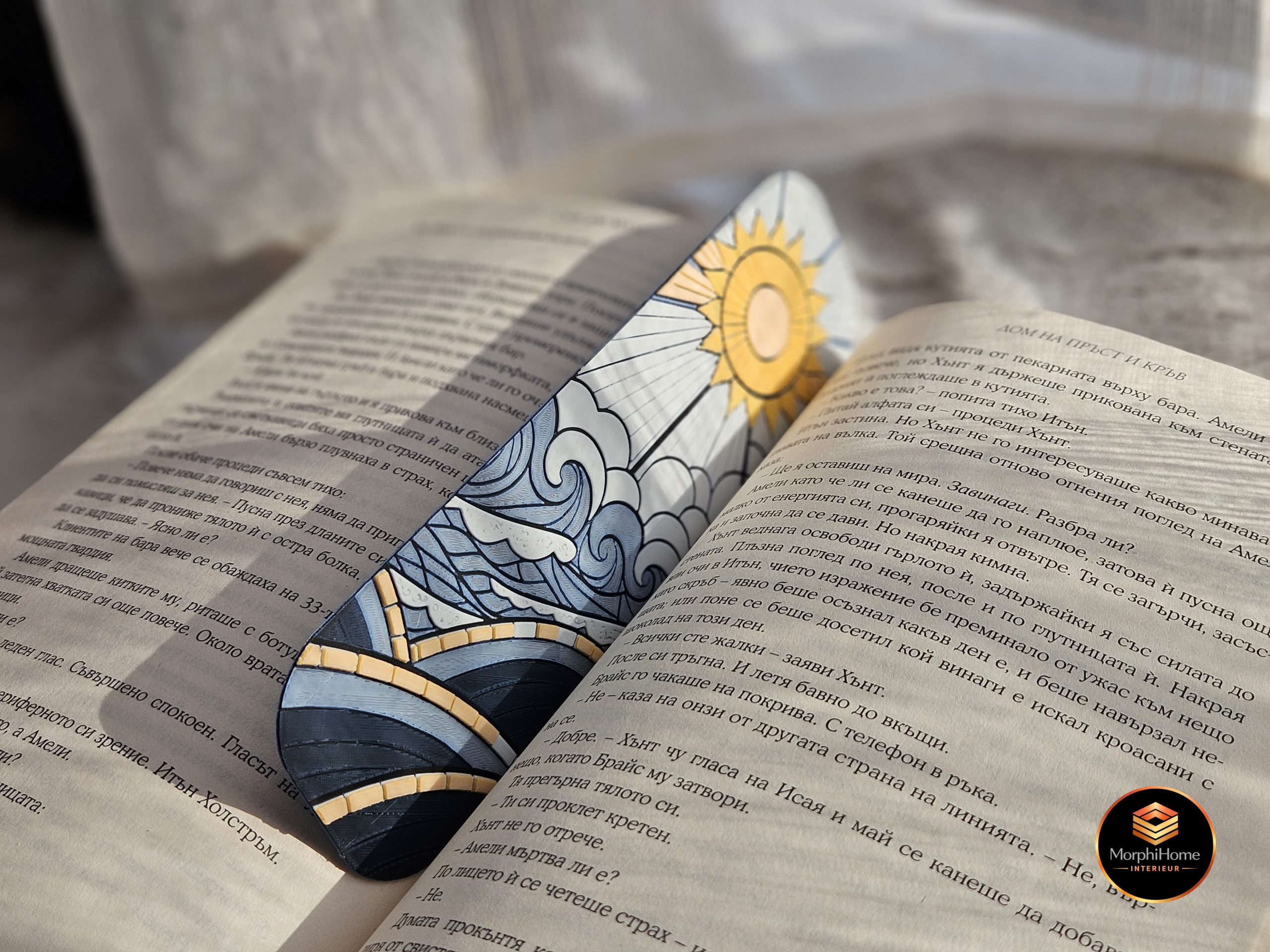 Sunlit Tides, boekenlegger van MorphiHome